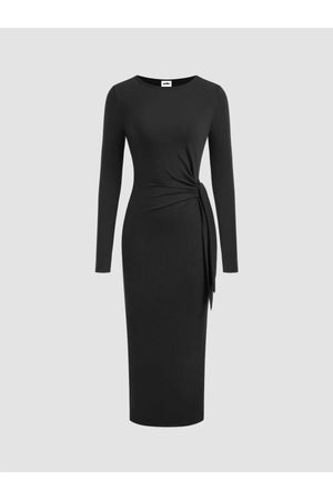 Siyah uzun kollu elbise zarif modern tasarım