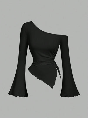 PİS DİKİM ASİMETRİK BLUZ SİYAH - CRESSİVA